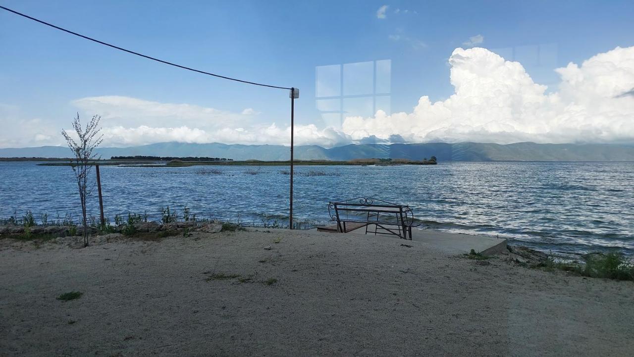Sevan - Tsovazard Beach House Ngoại thất bức ảnh
